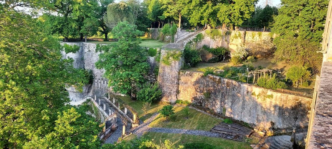Chateau Des Senechaux, Bourdeilles Luaran gambar