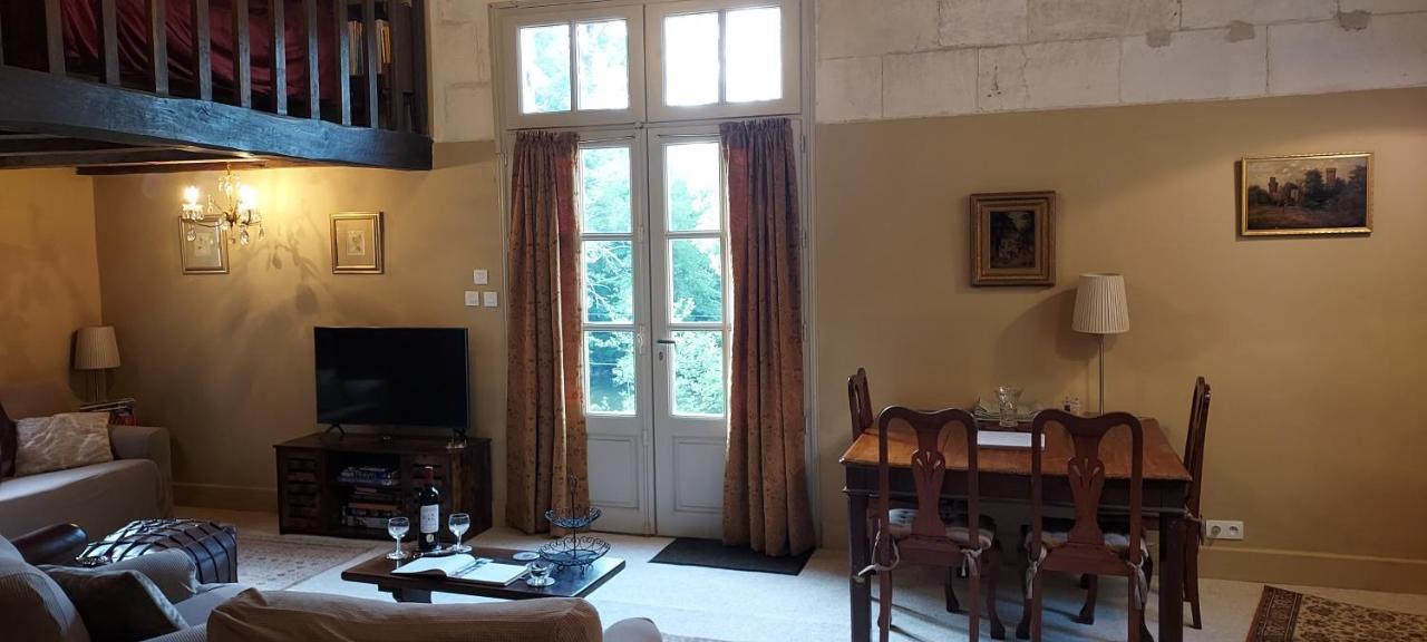 Chateau Des Senechaux, Bourdeilles Luaran gambar
